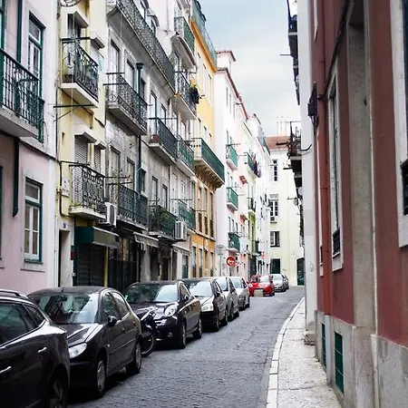 Center - Chiado - Heart Of ליסבון